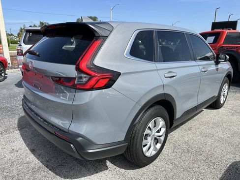 Used 2025 Honda CR-V LX image 4