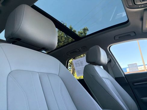 Used 2018 Audi Q5 2.0T Premium Plus w/ Premium Plus Package AWD/4WD image 18