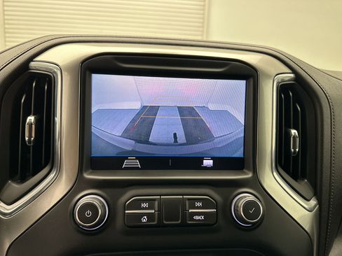 Certified 2021 Chevrolet Silverado 1500 RST image 23