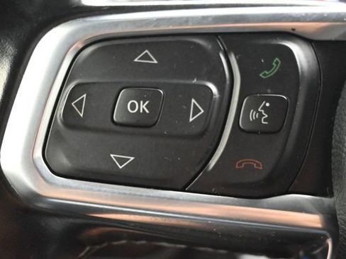 Used 2021 Jeep Wrangler Unlimited Sahara AWD/4WD image 15