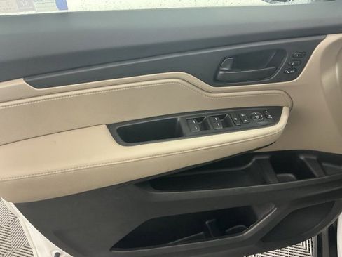 Certified 2023 Honda Odyssey EX-L image 7