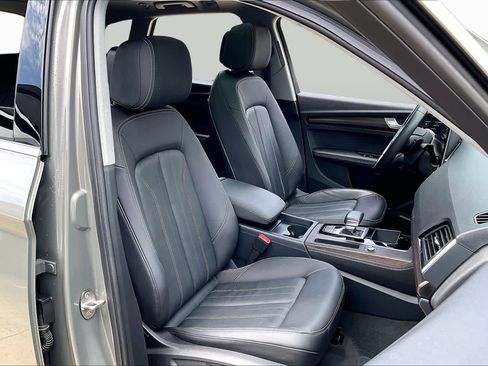 Used 2023 Audi Q5 2.0T Premium Plus AWD/4WD image 9