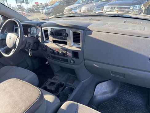 Used 2008 Dodge Ram 3500 Truck SXT image 6