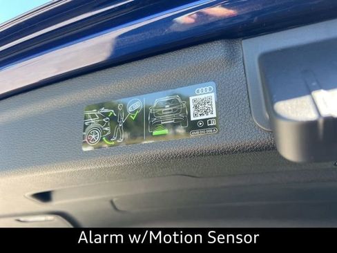 New 2025 Audi Q3 2.0T Premium image 17