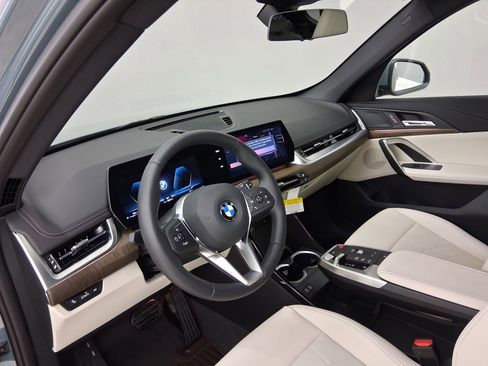 New 2026 BMW X1 xDrive28i w/ Convenience Package image 2