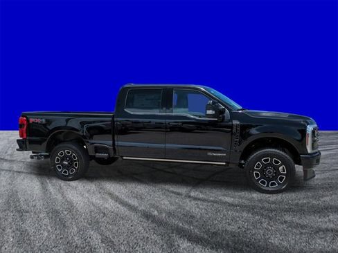 New 2026 Ford F250 4x4 Crew Cab Super Duty image 3