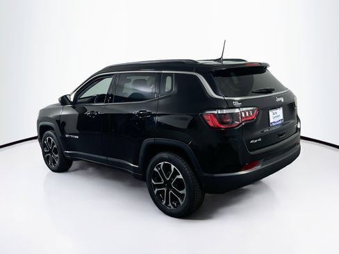 Used 2022 Jeep Compass Limited AWD/4WD image 7