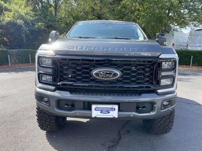 New 2026 Ford F250 Lariat w/ Black Appearance Package