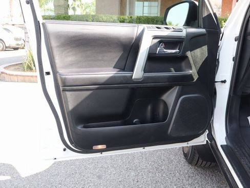 Used 2022 Toyota 4Runner SR5 image 14