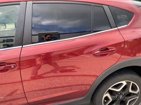 Used 2019 Subaru Crosstrek 2.0i Limited w/ Moonroof Package w/Navigation AWD/4WD image 9