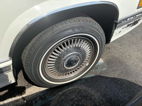 Used 1992 Cadillac De Ville Sedan image 12