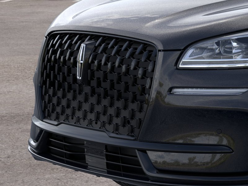 New 2025 Lincoln Corsair Grand Touring w/ Equipment Group 302A AWD/4WD image 18