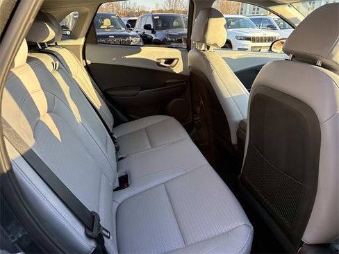 Used 2021 Hyundai Kona Ultimate w/ Cargo Package image 13