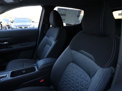 New 2026 Nissan Kicks SV image 15