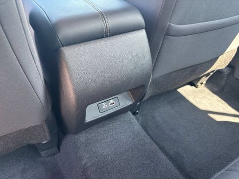 Used 2025 Nissan Altima 2.5 SV FWD image 22