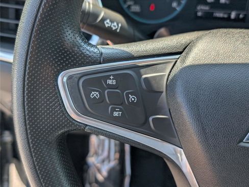 Used 2019 Chevrolet Equinox LS FWD image 20