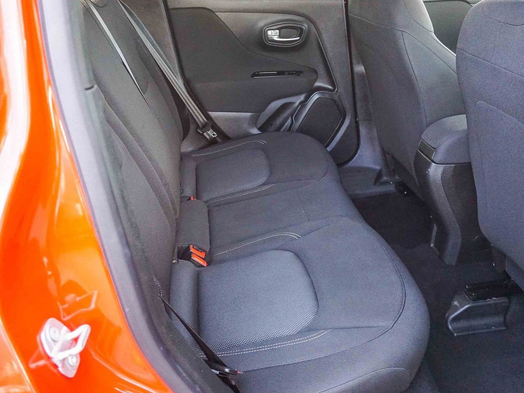 Used 2021 Jeep Renegade Sport AWD/4WD image 14
