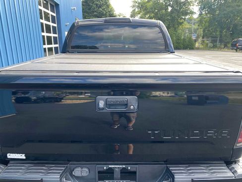 Used 2018 Toyota Tundra Platinum image 37