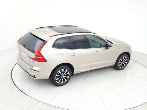 New 2025 Volvo XC60 B5 Core w/ Protection Package Premier image 14