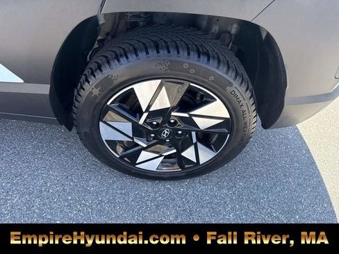 Used 2024 Hyundai Kona SEL image 12