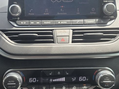 Used 2019 Nissan Altima 2.5 SV FWD image 30