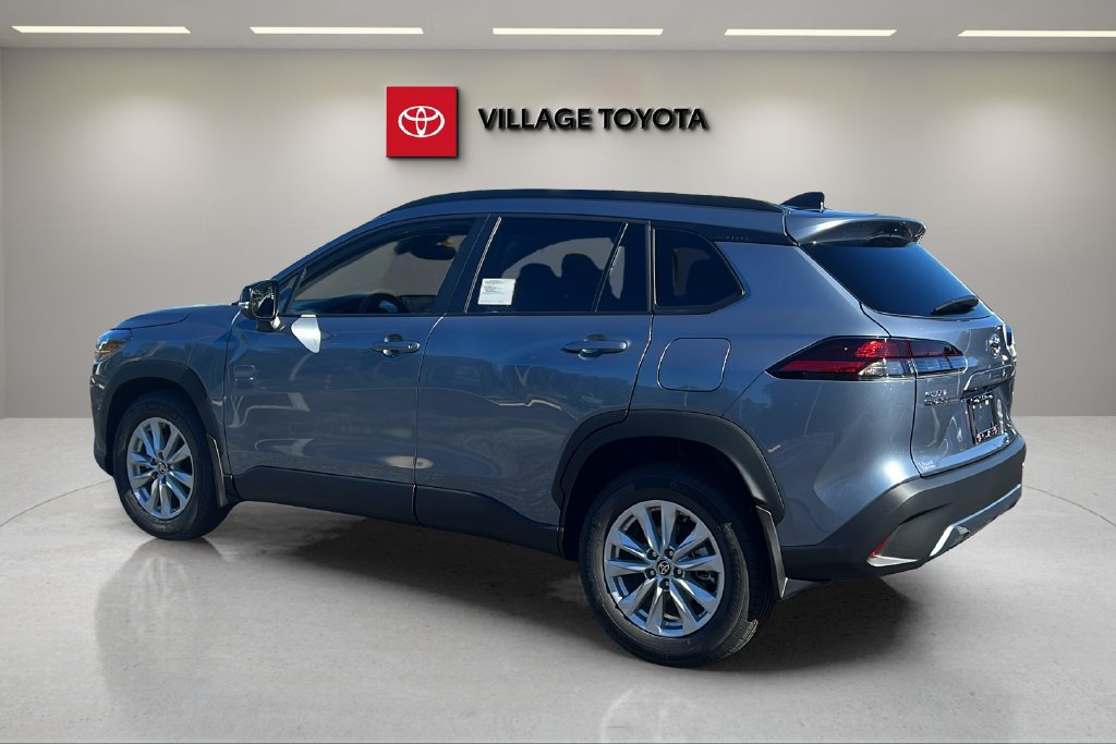 New 2026 Toyota Corolla Cross LE FWD image 3