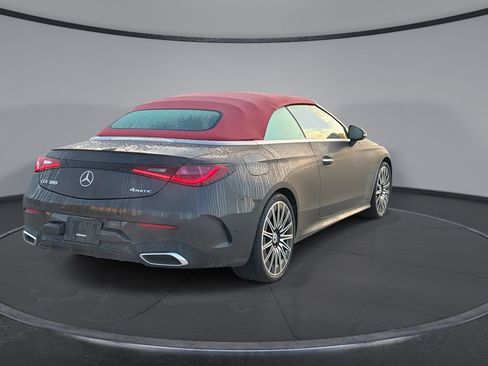 Used 2024 Mercedes-Benz CLE 300 4MATIC Cabriolet image 11