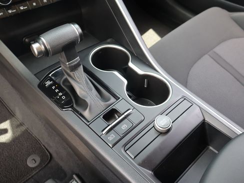Used 2024 Kia K5 LXS FWD image 19