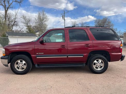 Used 2001 Chevrolet Tahoe LT w/ LT Preferred Equipment Group image 4