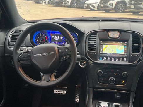 Used 2023 Chrysler 300 C RWD image 18