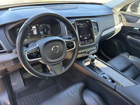 Used 2021 Volvo XC90 T6 Inscription w/ Protection Package Premier image 21