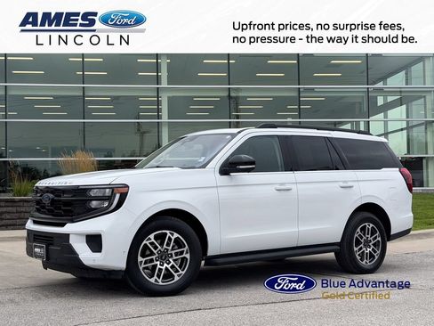 Certified 2025 Ford Expedition Active AWD/4WD image 1