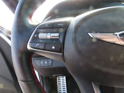 Used 2023 Genesis G70 2.0T w/ Sport Prestige Package image 36