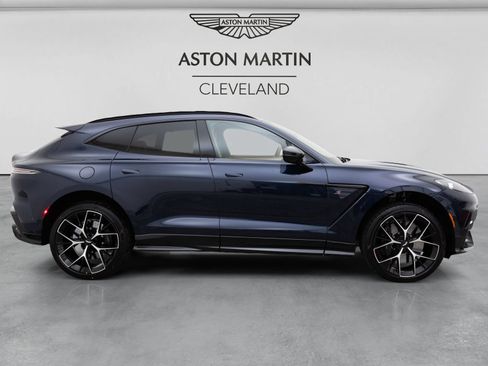 Used 2026 Aston Martin DBX S AWD/4WD image 3