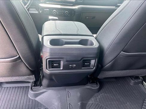 Used 2026 Chevrolet Silverado 1500 LT Trail Boss w/ Convenience Package II AWD/4WD image 25
