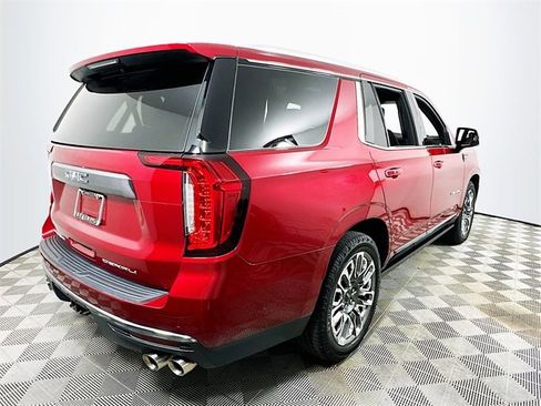 Used 2023 GMC Yukon Denali Ultimate image 3