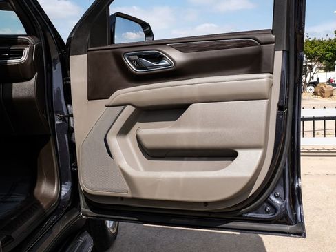 Used 2023 Chevrolet Tahoe LS RWD image 45