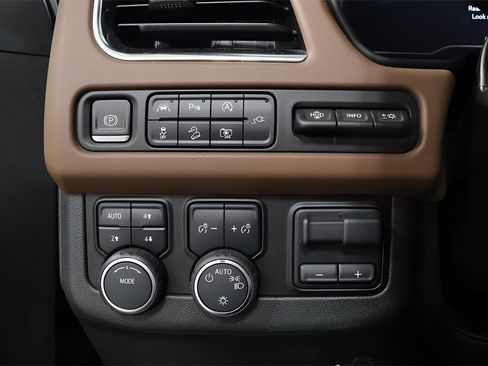 Used 2022 Chevrolet Tahoe High Country w/ Max Trailering Package image 18