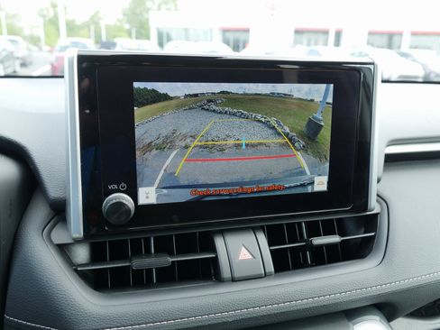 Used 2024 Toyota RAV4 XLE image 23