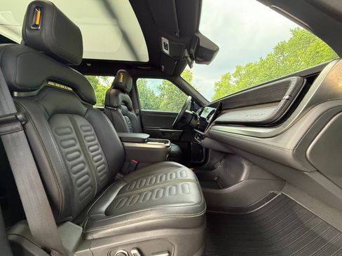 Used 2025 Rivian R1S Adventure AWD/4WD image 23