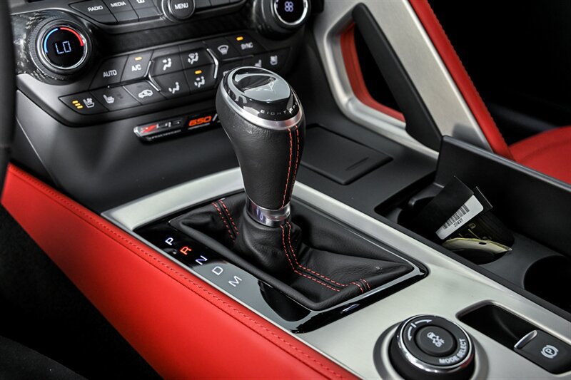 Used 2016 Chevrolet Corvette Z06 w/ 3LZ Preferred Equipment Group RWD image 27