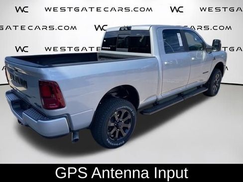 New 2026 RAM 2500 Laramie AWD/4WD image 10