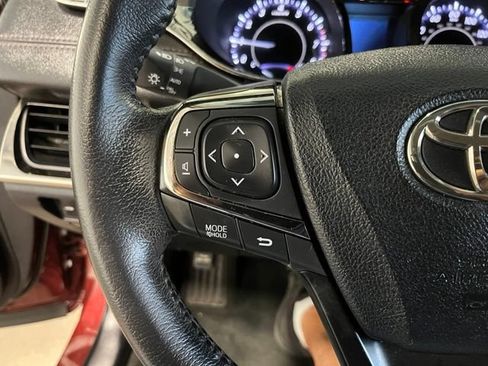 Used 2013 Toyota Avalon XLE FWD image 25