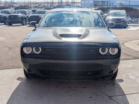 Used 2023 Dodge Challenger R/T image 9
