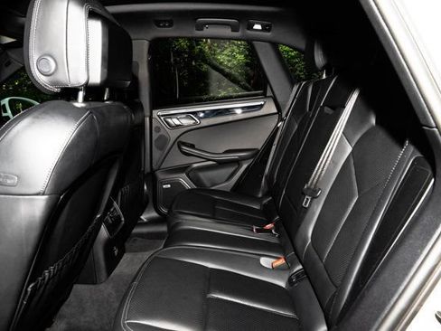 Used 2021 Porsche Macan S AWD/4WD image 51