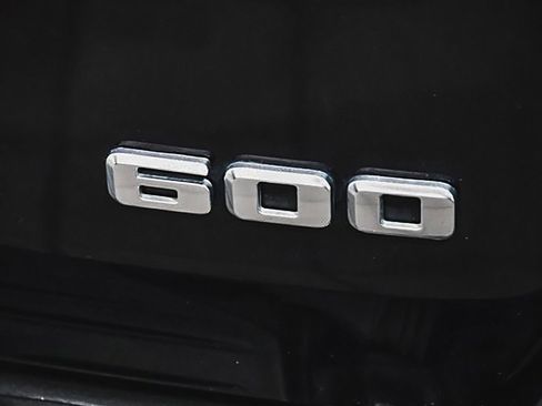 Used 2022 Cadillac Escalade Premium Luxury Platinum image 41