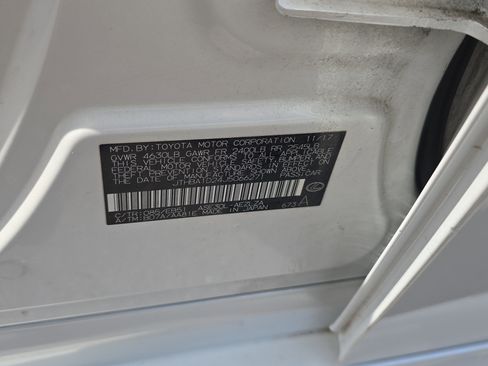 Used 2018 Lexus IS 300 image 33