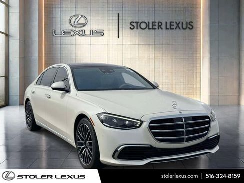 Used 2022 Mercedes-Benz S 580 4MATIC Sedan image 1