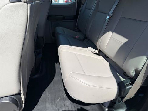 Used 2017 Ford F150 XL w/ Equipment Group 101A Mid AWD/4WD image 18