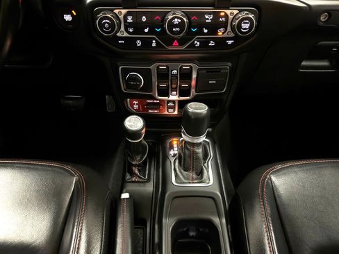 Used 2021 Jeep Gladiator Rubicon image 21